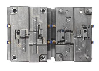 作為一家專業(yè)的塑料模具生產廠家需要做大一些什么事情？