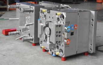 塑料注塑模具與硅膠模具有哪些區(qū)別？