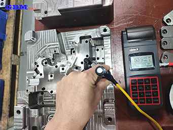 注塑模具制造有哪些常用的質(zhì)量檢測(cè)設(shè)備？（二）