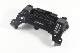 如何避免成型精密塑料注塑零件上出現(xiàn)黑點(diǎn)？