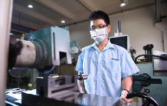 解決模具加工中的表面質(zhì)量問(wèn)題，提升生產(chǎn)效率