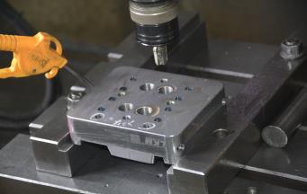 模具加工與模具制造：技術(shù)之路，如何選擇？