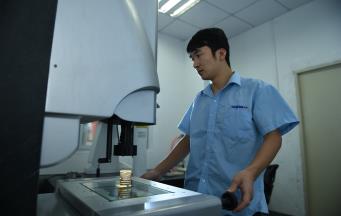 塑料模具廠對于《心》—倡導(dǎo)心態(tài)開拓人生的哲學(xué)家的精彩分享！