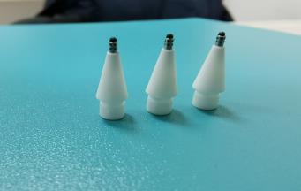 嵌件模具如何讓塑膠與金屬完美共生？